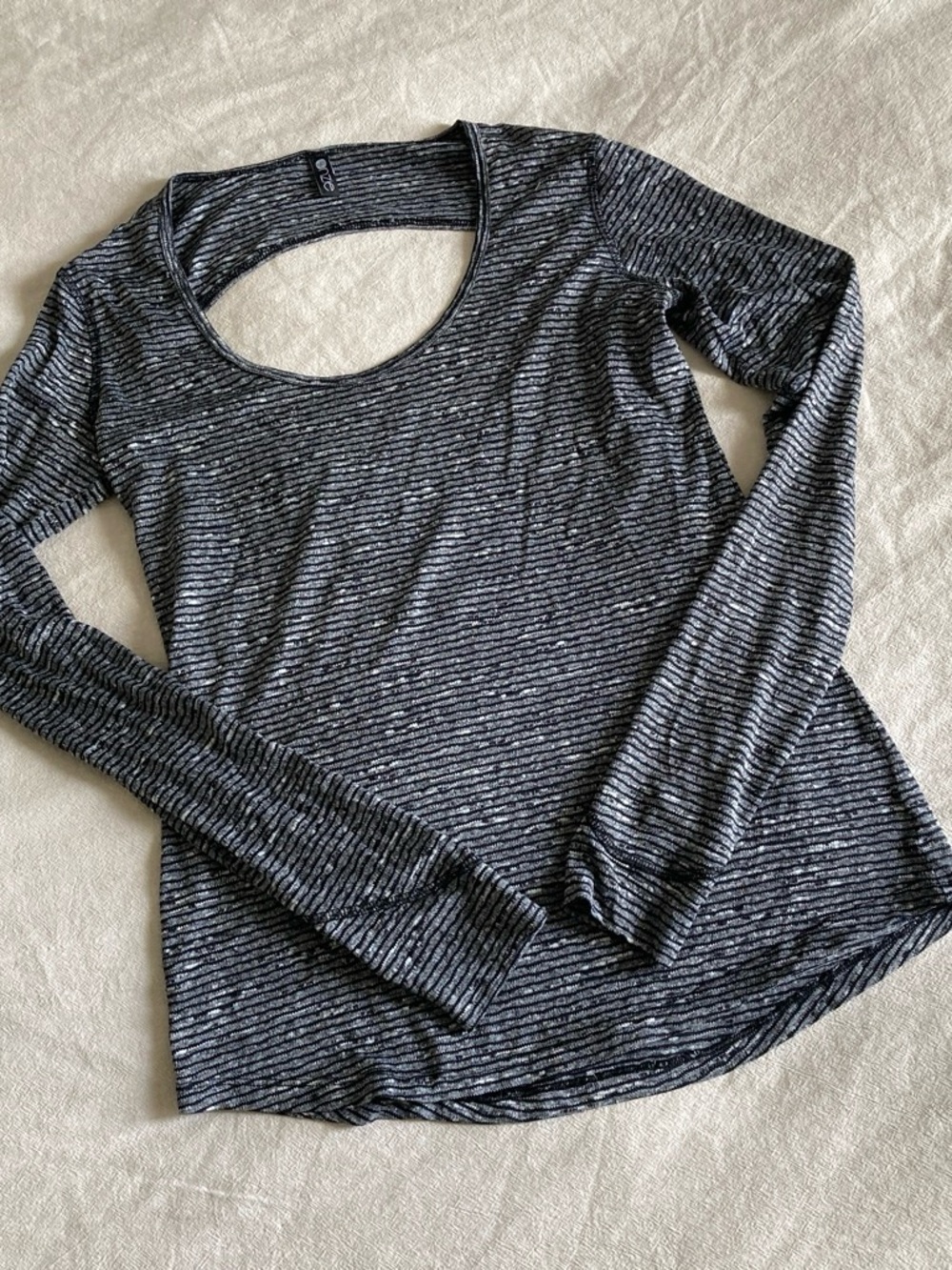Striped Scoop Neck Long Sleeve Top - Black/Gray